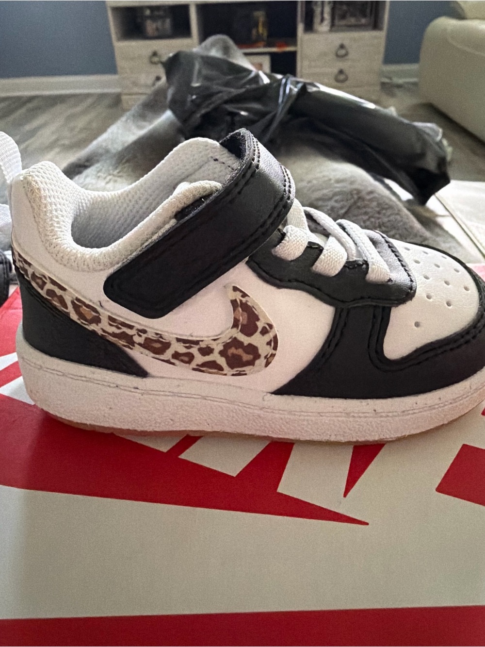 Nike Kids Low-Top Sneaker - White & Black with Leopard Swoosh